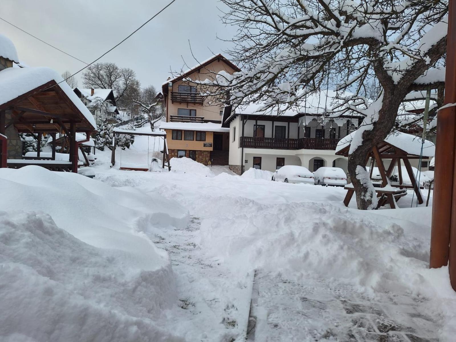 Pensiunea Sarah Bran Bran  Dış mekan fotoğraf
