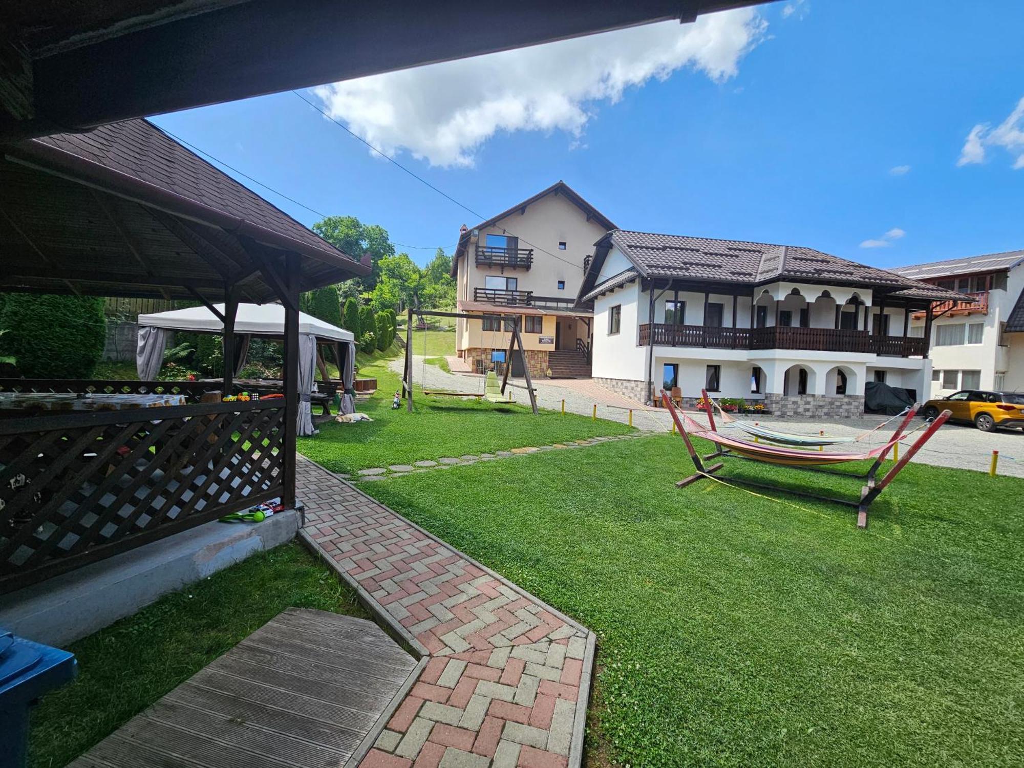 Pensiunea Sarah Bran Bran  Dış mekan fotoğraf
